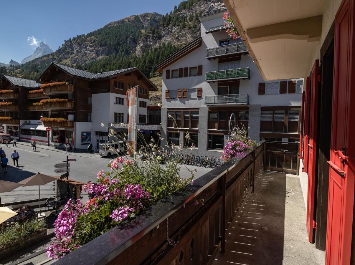 Hotel Bahnhof Zermatt Kültér fotó